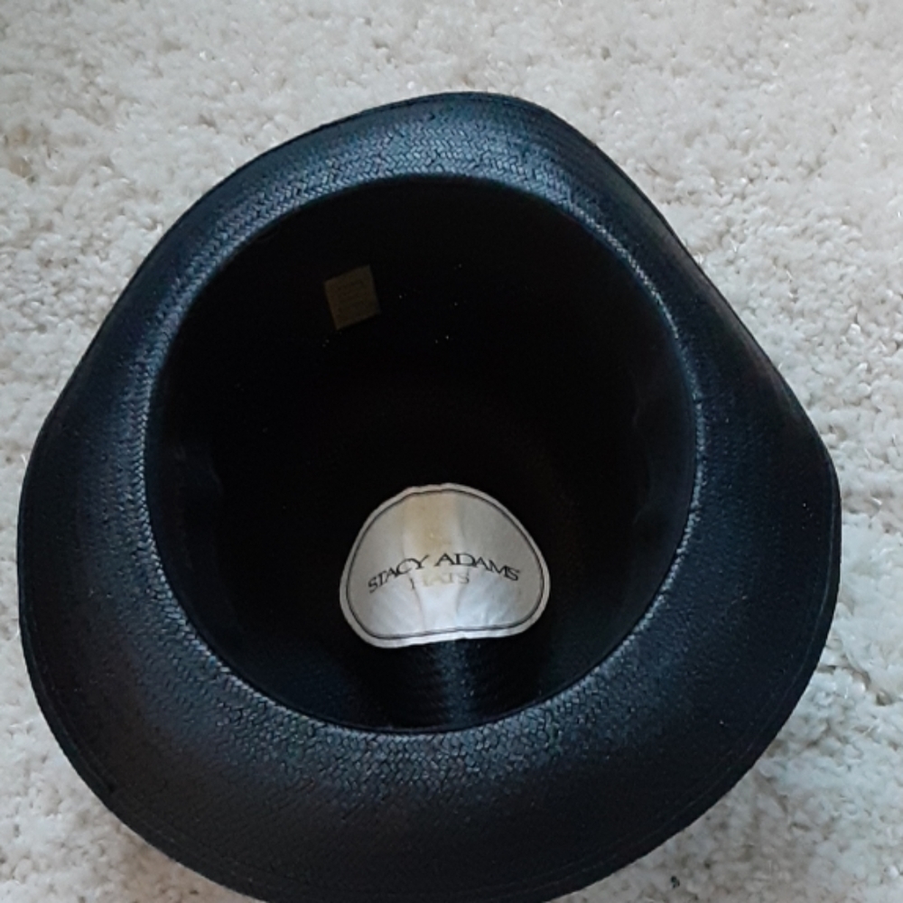 Fedora - Picture 4 of 4